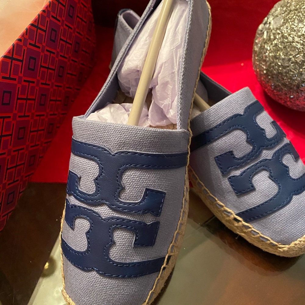 Doble T flat espadrille